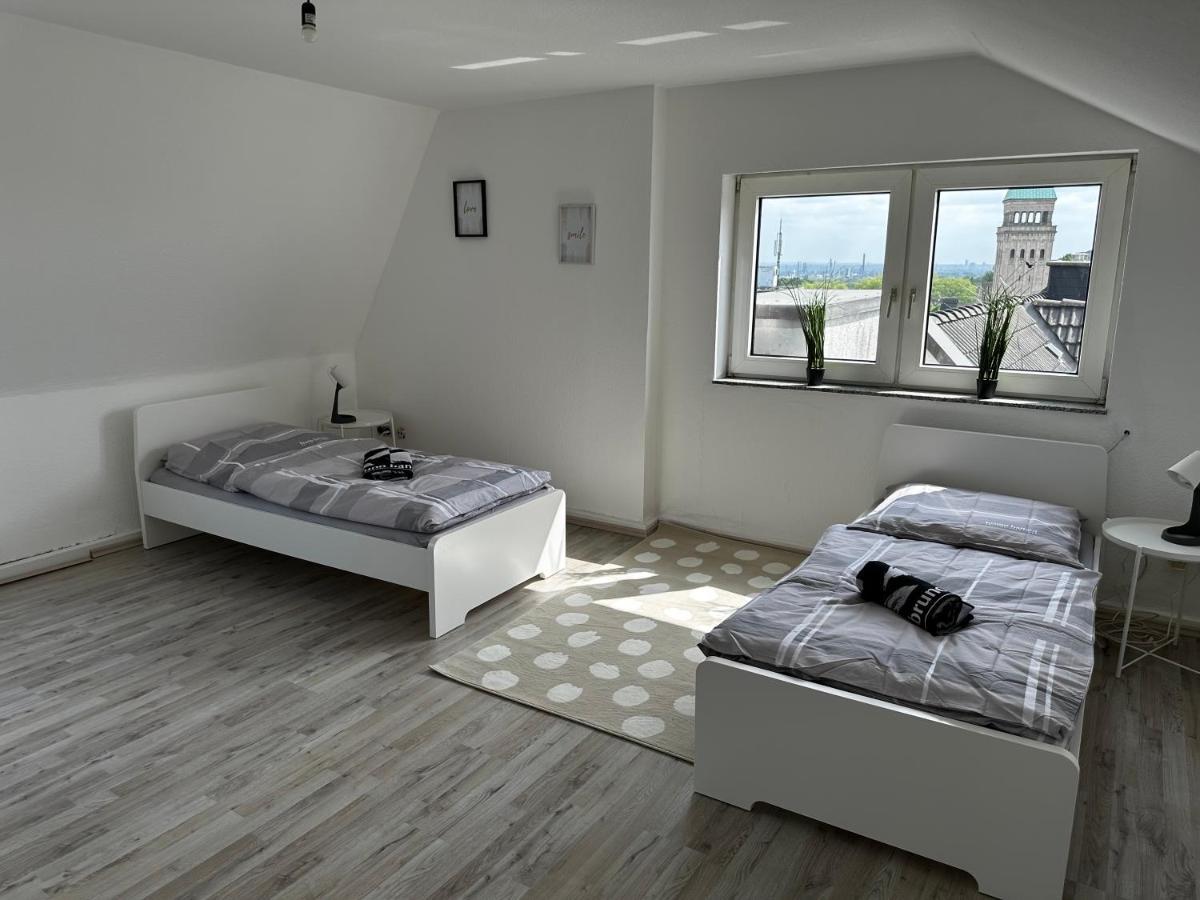 גלזנקירכן A&V Apartments Schoene Dachgeschoss Wohnung Apt Sterne מראה חיצוני תמונה